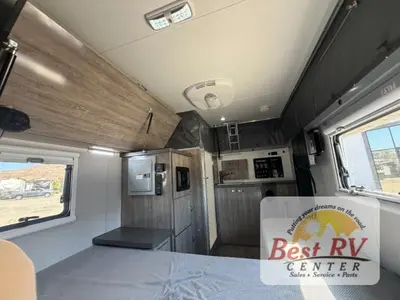 2021 Black Series Black Series Camper photo 39