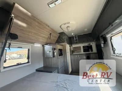 2021 Black Series Black Series Camper photo 38