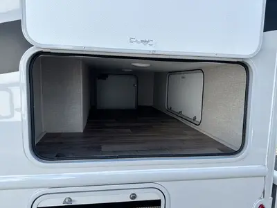 2025 Thor Motor Coach Vegas photo 22