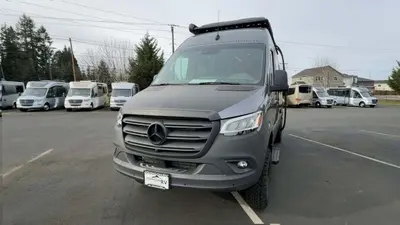 2026 Storyteller Overland Darkmode photo 10