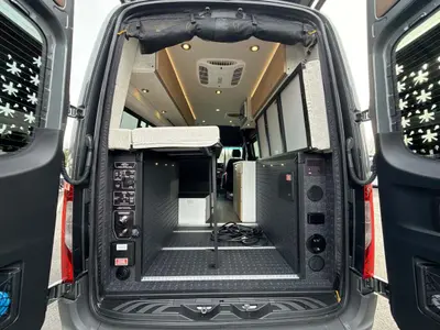 2026 Storyteller Overland Darkmode photo 22