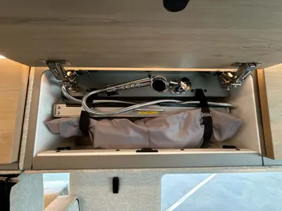 2026 Storyteller Overland Darkmode photo 35