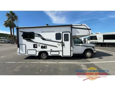2026 Forest River RV Sunseeker LE photo 9