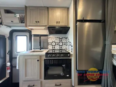 2026 Forest River RV Sunseeker LE photo 27