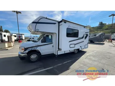 2026 Forest River RV Sunseeker LE photo 4