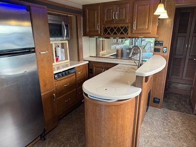 2015 THOR MOTOR COACH CHALLENGER photo 17