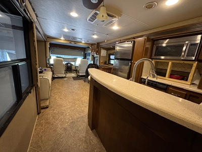 2015 THOR MOTOR COACH CHALLENGER photo 25