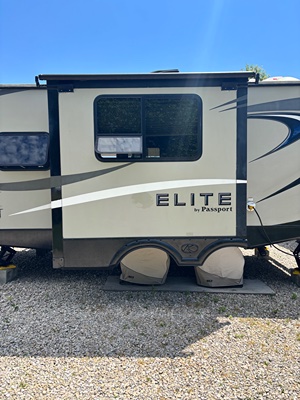 2018 KEYSTONE PASSPORT ELITE photo 31