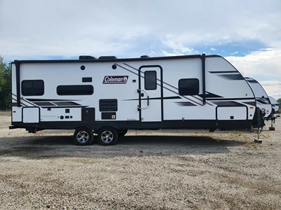 Used 2023 Coleman Light 2515 RL