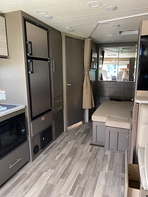 2022 THOR MOTOR COACH AXIS photo 12