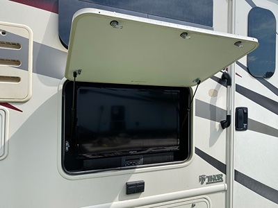 2022 THOR MOTOR COACH AXIS photo 5