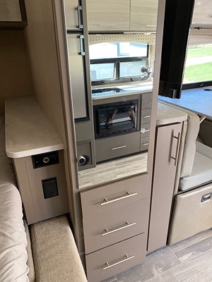 2022 THOR MOTOR COACH AXIS photo 22