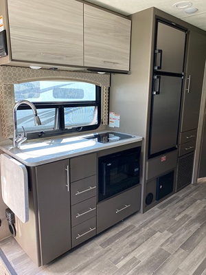 2022 THOR MOTOR COACH AXIS photo 11