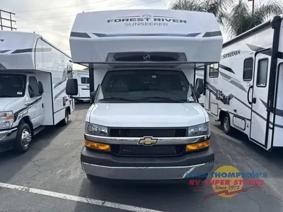 2026 Forest River RV Sunseeker LE photo 3