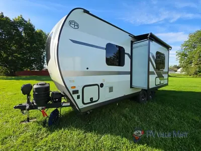 2027 Forest River Flagstaff Micro Lite photo 5