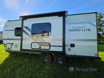 2027 Forest River Flagstaff Micro Lite photo 8