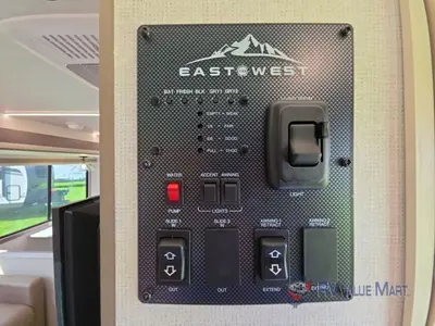 2027 East to West Alta photo 25