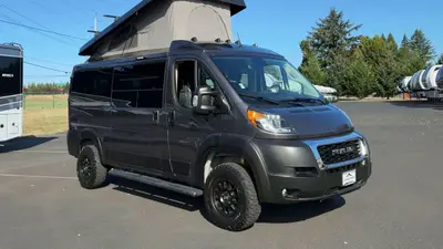 2022 Pleasure Way Tofino photo 6