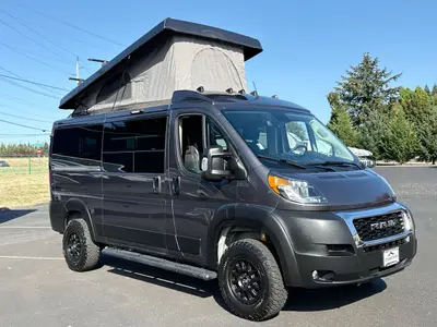 Used 2022 Pleasure Way Tofino