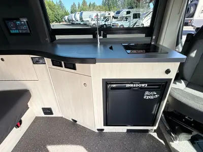 2022 Pleasure Way Tofino photo 32