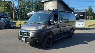 2022 Pleasure Way Tofino photo 8