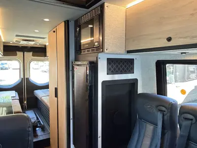 2027 Storyteller Overland Mode photo 27