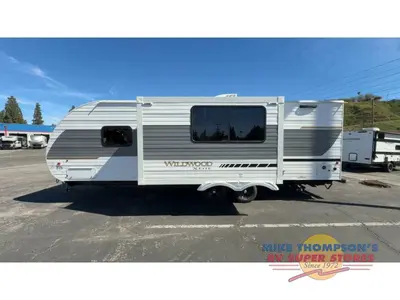 2026 Forest River RV Wildwood X-Lite photo 7