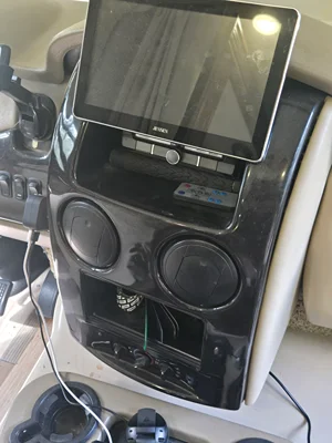 2015 THOR MOTOR COACH CHALLENGER photo 11