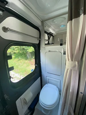 2021 THOR MOTOR COACH TELLARO photo 17