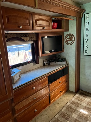 2008 MANDALAY COACH 43A photo 18