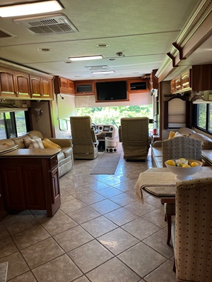 2008 MANDALAY COACH 43A photo 11