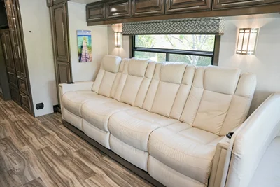 2021 FOREST RIVER GEORGETOWN 7 SERIES GT7 photo 11