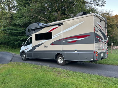2017 WINNEBAGO VIEW photo 5