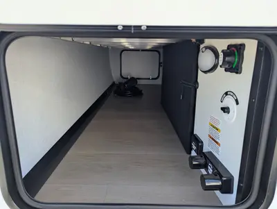 2027 Alliance RV Delta Solo photo 4