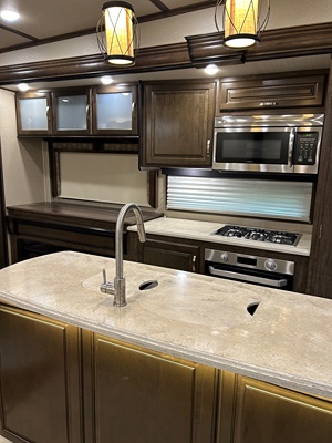 2020 GRAND DESIGN SOLITUDE photo 6