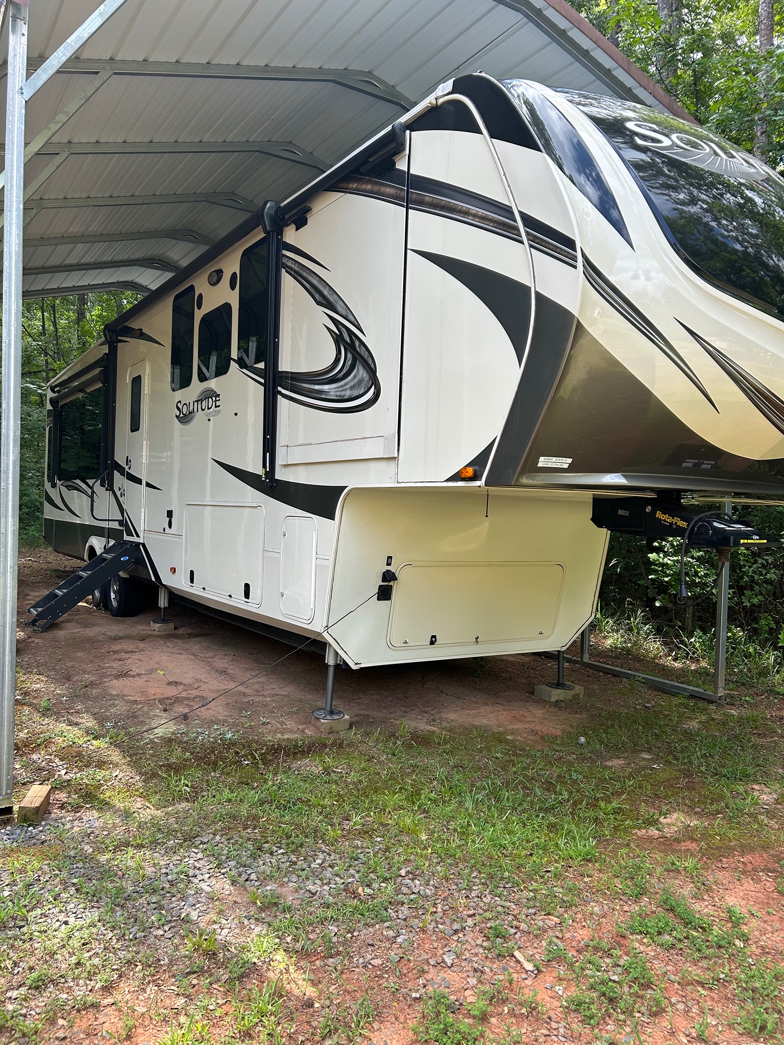 2020 GRAND DESIGN SOLITUDE exterior