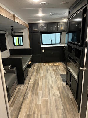 2023 COACHMEN FREEDOM EXPRESS photo 8