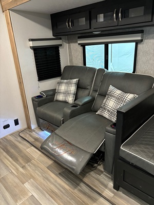 2023 COACHMEN FREEDOM EXPRESS photo 14