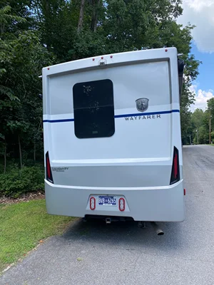 2022 TIFFIN MOTORHOMES WAYFARER photo 10