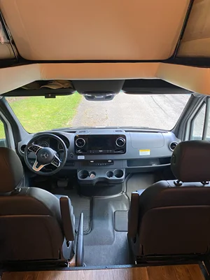 2022 TIFFIN MOTORHOMES WAYFARER photo 8