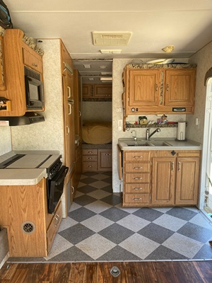 Used 2005 Weekend Warrior 26FS