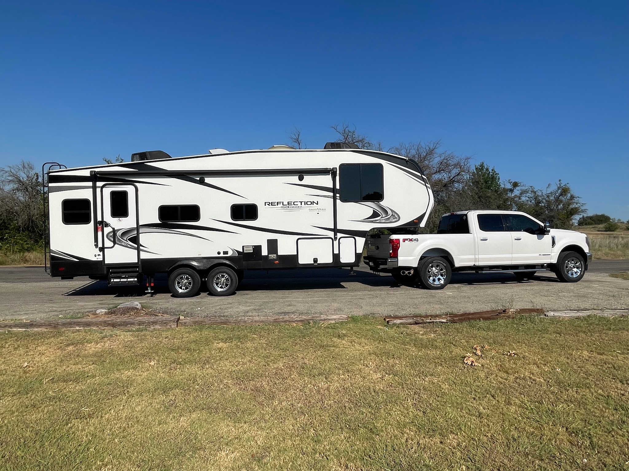 2020 GRAND DESIGN REFLECTION 150 SERIES exterior