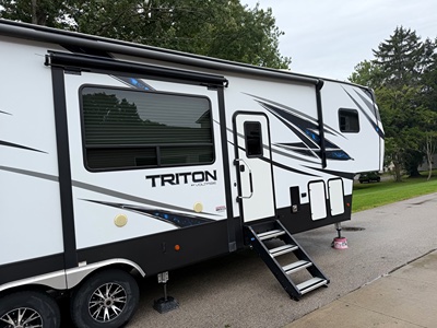 2019 DUTCHMEN VOLTAGE TRITON photo 7