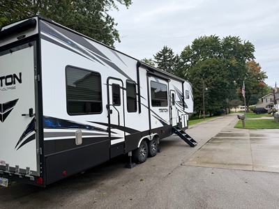 2019 DUTCHMEN VOLTAGE TRITON photo 8