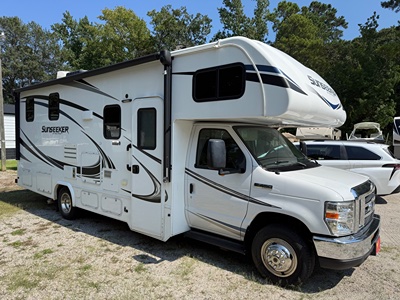 2018 FOREST RIVER SUNSEEKER photo 4
