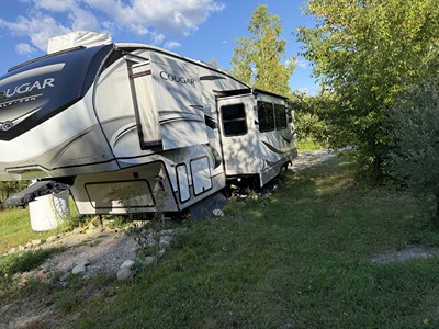 2022 KEYSTONE COUGAR HALF-TON photo 2