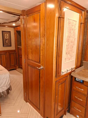 2015 TIFFIN MOTORHOMES ALLEGRO BUS photo 48
