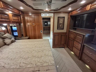 2015 TIFFIN MOTORHOMES ALLEGRO BUS photo 13
