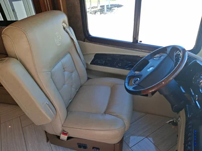 2015 TIFFIN MOTORHOMES ALLEGRO BUS photo 26