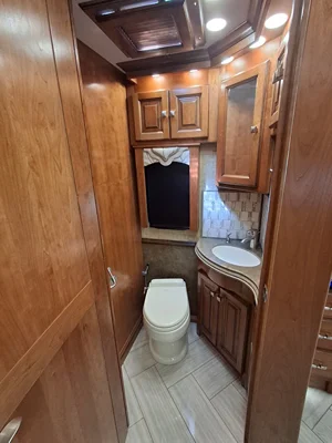 2015 TIFFIN MOTORHOMES ALLEGRO BUS photo 11